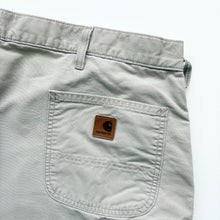 Load image into Gallery viewer, Carhartt Carpenter Shorts W44