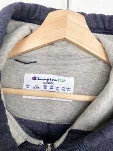 Champion Hoodie (XL)
