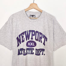Load image into Gallery viewer, 90s Lee American College T-shirt (XL)