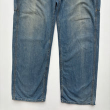 Load image into Gallery viewer, Levi’s Carpenter Jeans W32 L32