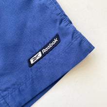 Load image into Gallery viewer, 00s Reebok Shorts (L)