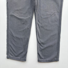 Load image into Gallery viewer, Carhartt Jeans W40 L30