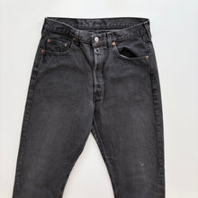 Load image into Gallery viewer, 90s Levi’s Jeans W28 L30