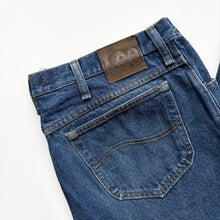 Load image into Gallery viewer, Lee Jeans W40 L29