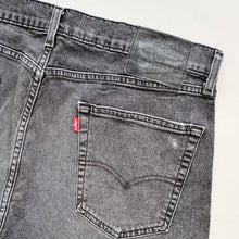 Load image into Gallery viewer, Levis 511 Shorts W36