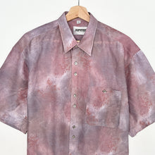Load image into Gallery viewer, 90s Crazy Print Shirt (L)