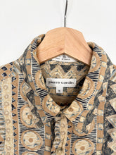 Load image into Gallery viewer, 90s Crazy Print Shirt (M)