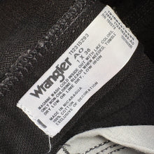 Load image into Gallery viewer, 90s Wrangler Jeans W26 L36