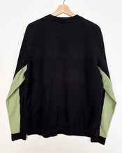 Load image into Gallery viewer, Fred Perry Sweatshirt (M)