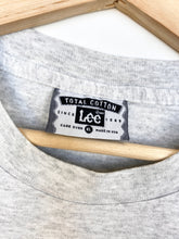 Load image into Gallery viewer, 90s Lee American College T-shirt (XL)