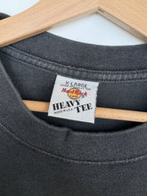 Load image into Gallery viewer, 90s Hard Rock T-shirt (XL)