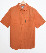 Load image into Gallery viewer, Columbia Sportswear Shirt (L)