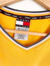 Load image into Gallery viewer, Tommy Hilfiger T-shirt (M)