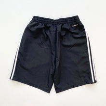 Load image into Gallery viewer, 00s Adidas Shorts (M)