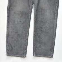 Load image into Gallery viewer, Levi’s 559 Cords W36 L34