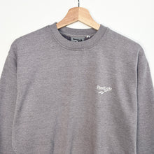 Load image into Gallery viewer, Women’s 00s Reebok Sweatshirt (XS)