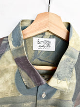 Load image into Gallery viewer, 90s Crazy Print Shirt (XL)