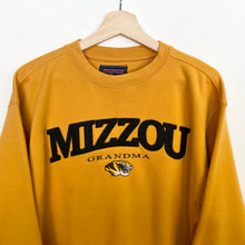 Load image into Gallery viewer, Jansport American College Sweatshirt (M)
