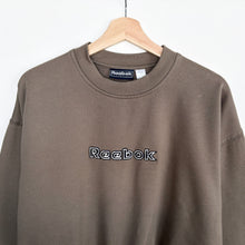 Load image into Gallery viewer, 00s Reebok Sweatshirt (XL)