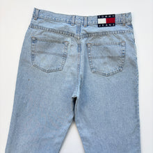 Load image into Gallery viewer, 90s Tommy Hilfiger Jeans W38 L34