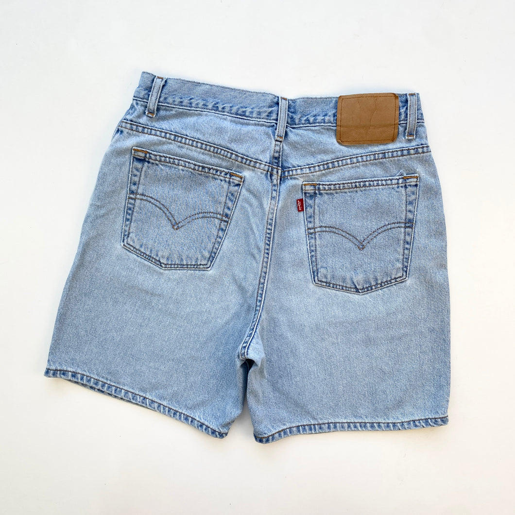 Women’s 90s Levi’s Denim Shorts W32