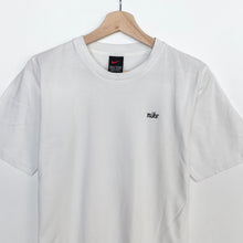 Load image into Gallery viewer, 90s Nike T-shirt (S)