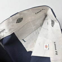 Load image into Gallery viewer, Dickies Shorts W36