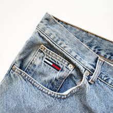 Load image into Gallery viewer, 90s Tommy Hilfiger Jeans W34 L34