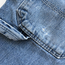 Load image into Gallery viewer, 90s Wrangler Carpenter Shorts W33