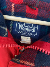 Load image into Gallery viewer, Women’s 90s Woolrich Parka Coat (M)