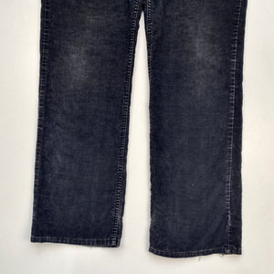 90s Levi’s 517 Cords W36 L32