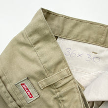 Load image into Gallery viewer, Dickies W36 L30