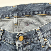 Load image into Gallery viewer, Carhartt Jeans W34 L32