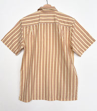 Load image into Gallery viewer, Columbia Sportswear Shirt (M)