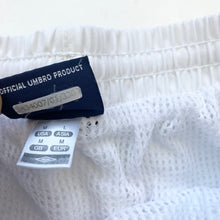 Load image into Gallery viewer, 00s Umbro Shorts (M)