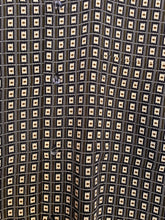 Load image into Gallery viewer, 90s Crazy Print Shirt (L)
