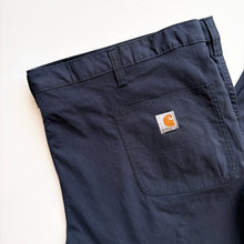 Load image into Gallery viewer, Carhartt Jeans W44 L30
