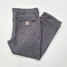 Load image into Gallery viewer, Carhartt Jeans W42 L30
