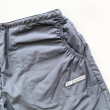 Load image into Gallery viewer, Women’s 00s Reebok Shorts (L)