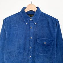 Load image into Gallery viewer, 90s Corduroy Shirt (S)