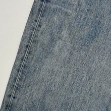 Load image into Gallery viewer, Levi’s 501 Jeans W38 L34