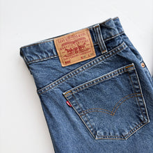 Load image into Gallery viewer, Levi’s 505 W36 L30