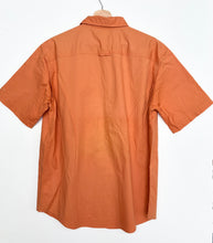Load image into Gallery viewer, Columbia Sportswear Shirt (L)