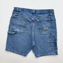 Load image into Gallery viewer, 90s Wrangler Carpenter Shorts W33