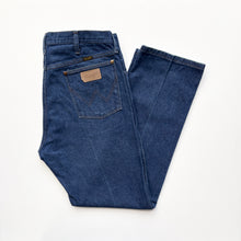Load image into Gallery viewer, 90s Wrangler Jeans W38 L31
