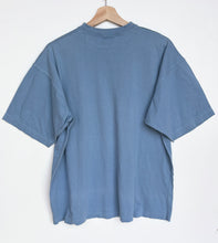 Load image into Gallery viewer, 90s Adidas T-shirt (M)