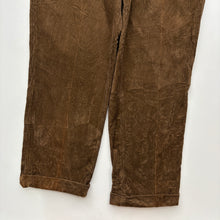 Load image into Gallery viewer, 90s L.L.Bean Corduroy Trousers W44 L32