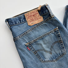 Load image into Gallery viewer, Levi’s 501 W32 L28