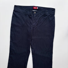 Load image into Gallery viewer, Women’s Dickies W34 L31