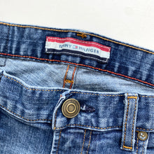 Load image into Gallery viewer, Tommy Hilfiger Jeans W32 L30